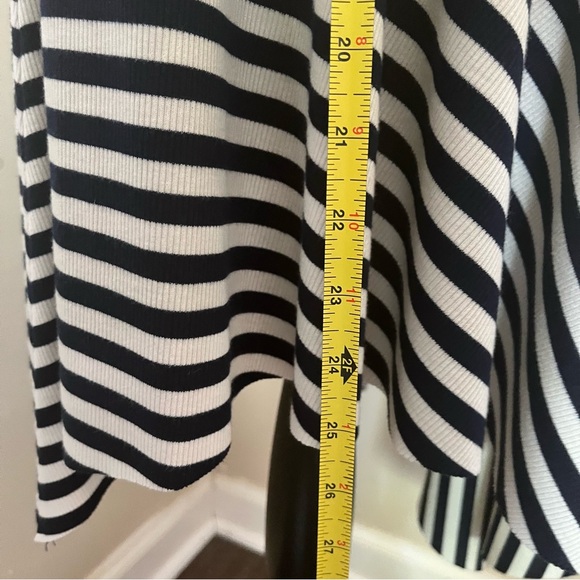 SUNDAY IN BROOKLYN Anthropologie Miranda Striped Asymmetrical Skirt Navy Sz XS - Picture 7 of 8